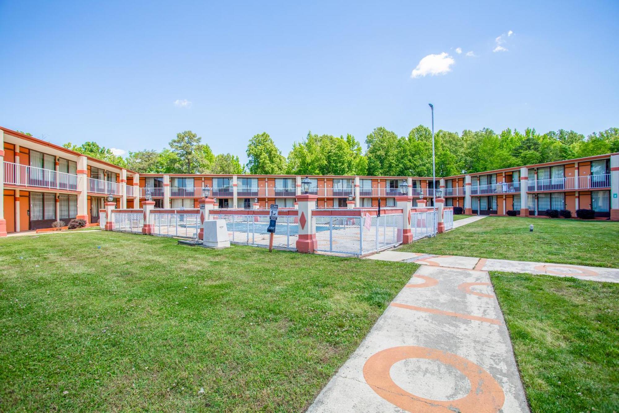 Oyo Hotel Greensboro East I 40 Exterior foto